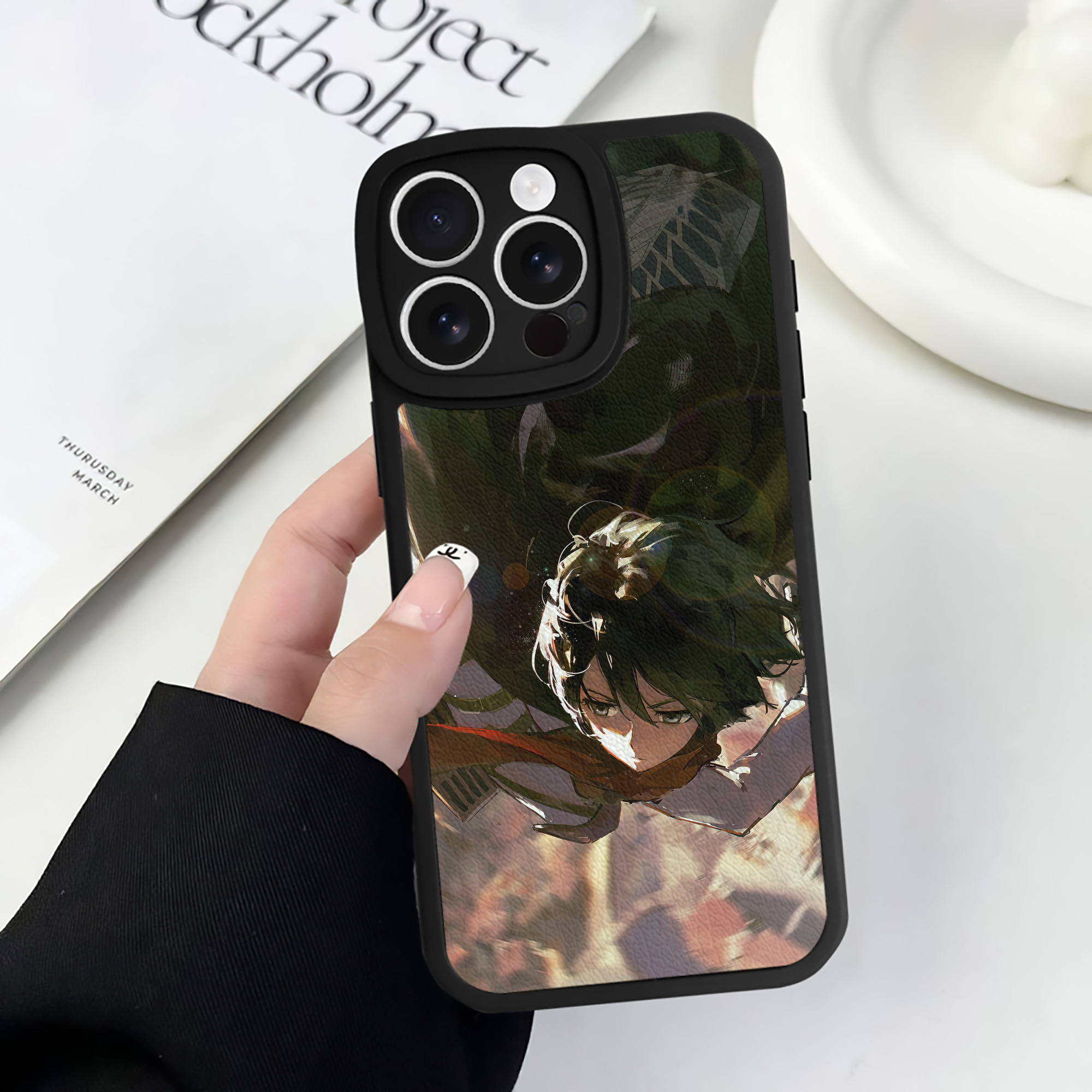 （画像用） 進撃の巨人 Attack on Titan 【iPhone 16シリーズ対応】シリコンスマホケース（レザー調） 材質：シリコン